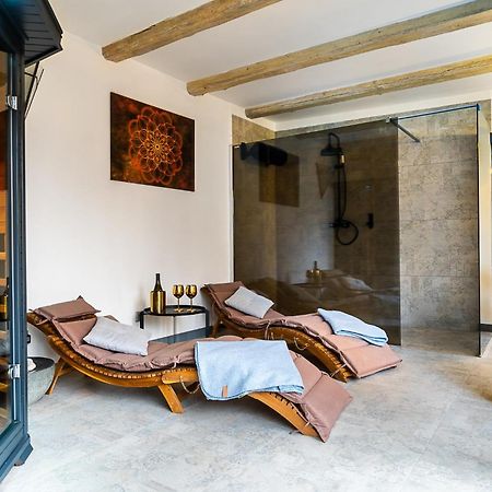 Boutique Hotel Soukenikuv Dum 쿤타호라 외부 사진