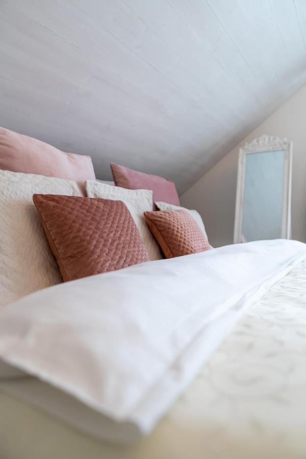 Boutique Hotel Soukenikuv Dum 쿤타호라 외부 사진