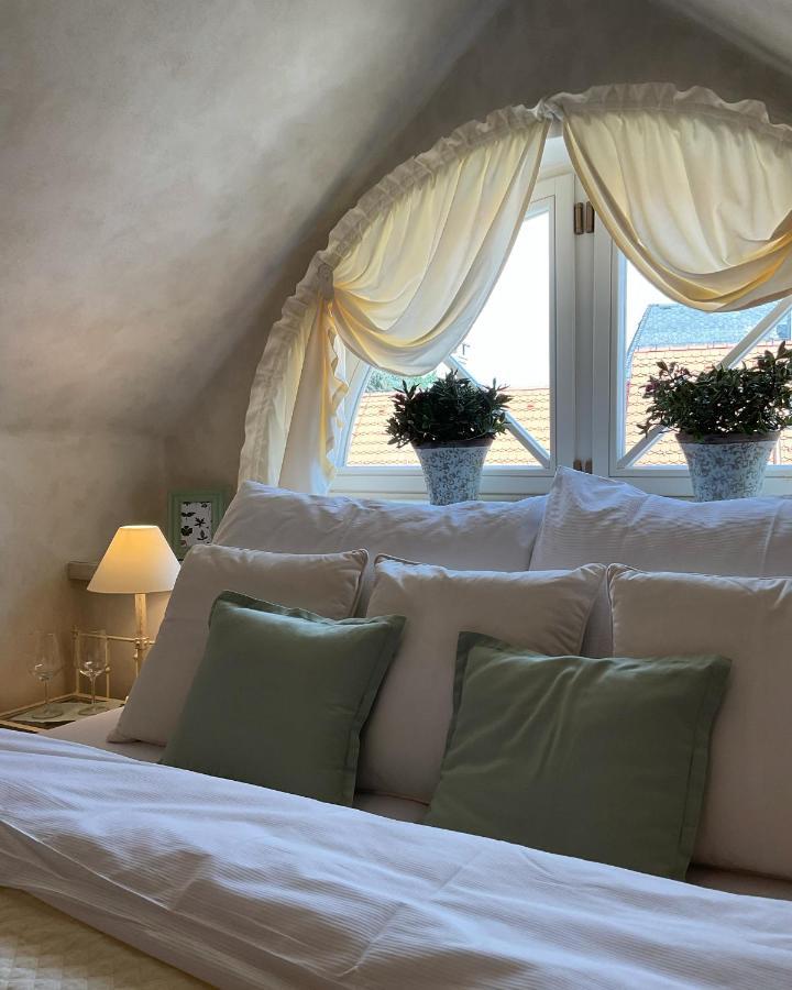 Boutique Hotel Soukenikuv Dum 쿤타호라 외부 사진