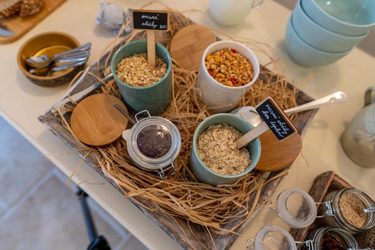 Boutique Hotel Soukenikuv Dum 쿤타호라 외부 사진