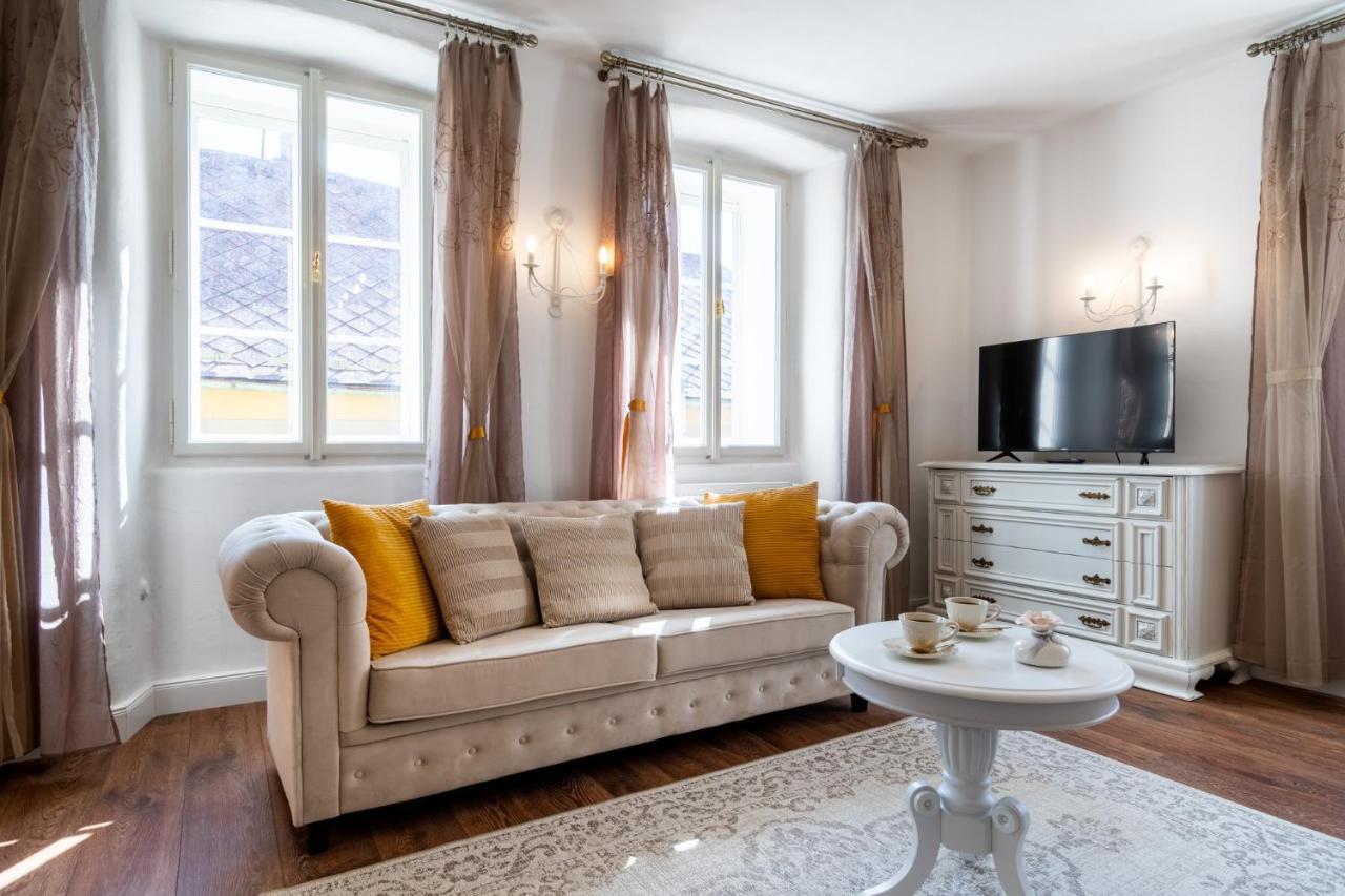 Boutique Hotel Soukenikuv Dum 쿤타호라 외부 사진
